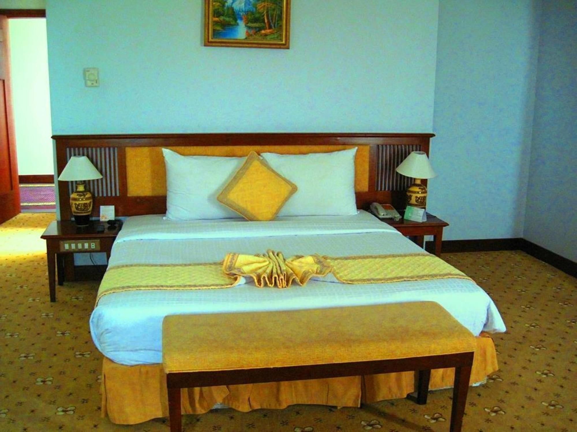 Saigon - Ninh Chu Hotel & Resort Phan Rang Exterior foto